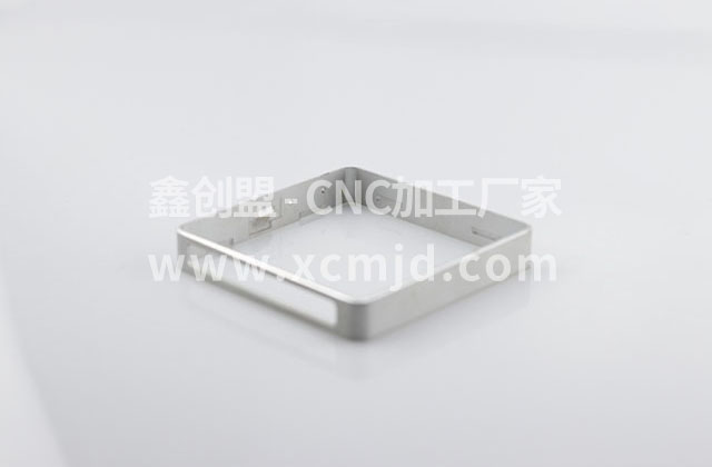 五軸CNC加工中心在進(jìn)行刀具補(bǔ)償時(shí)要注意哪些刀點(diǎn)？